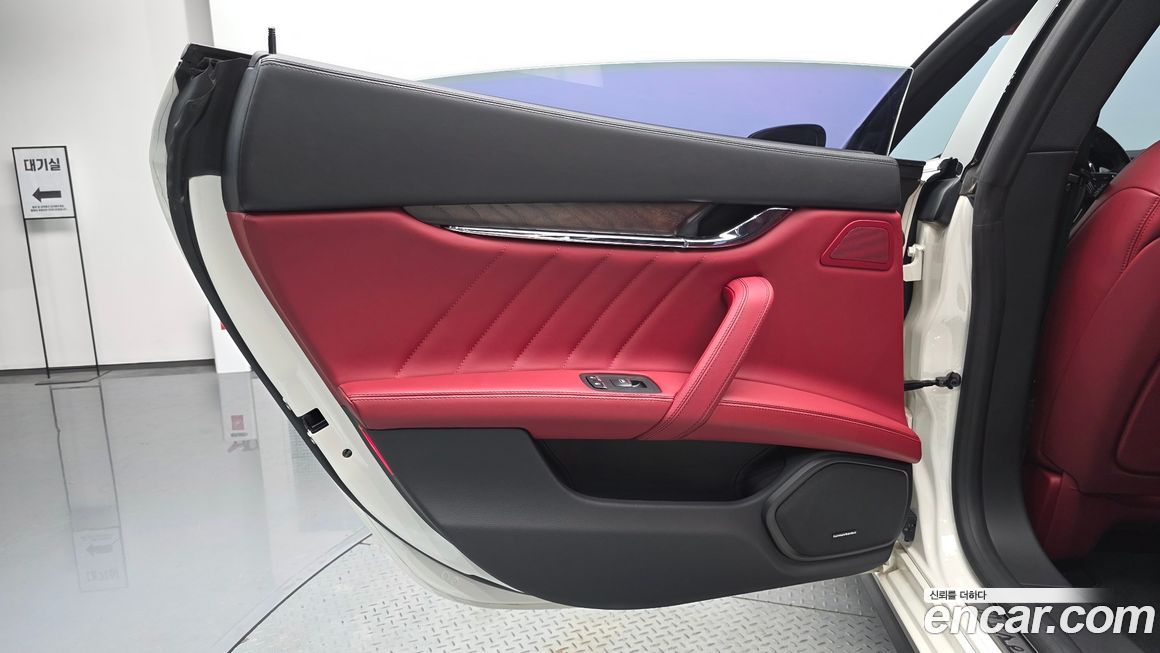 Maserati Quattroporte 2019