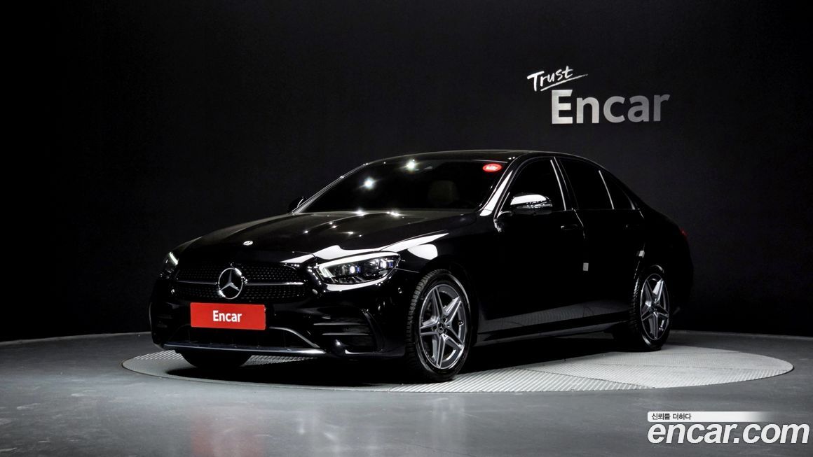 Mercedes-Benz E-Class 2023