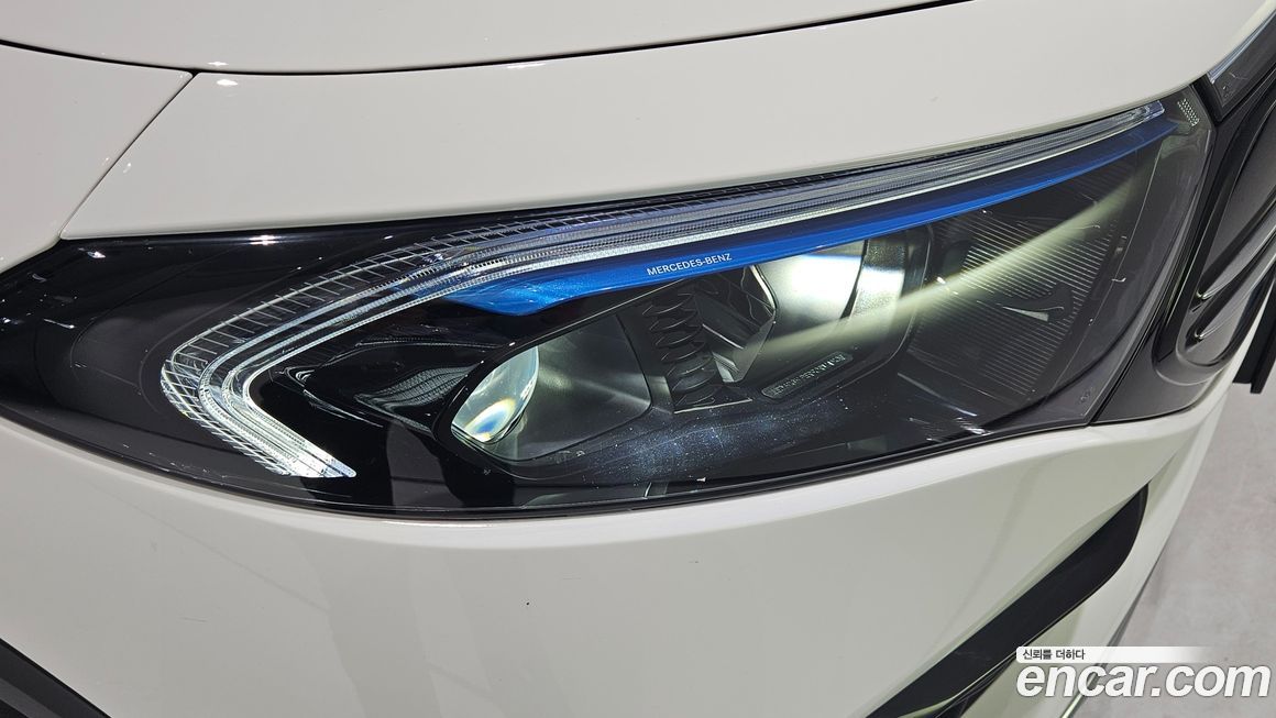 Mercedes-Benz EQA 2024