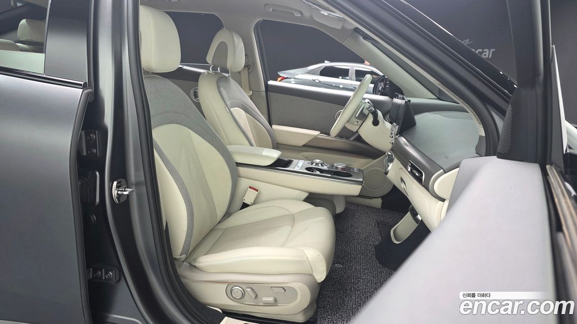 Genesis GV60 2022