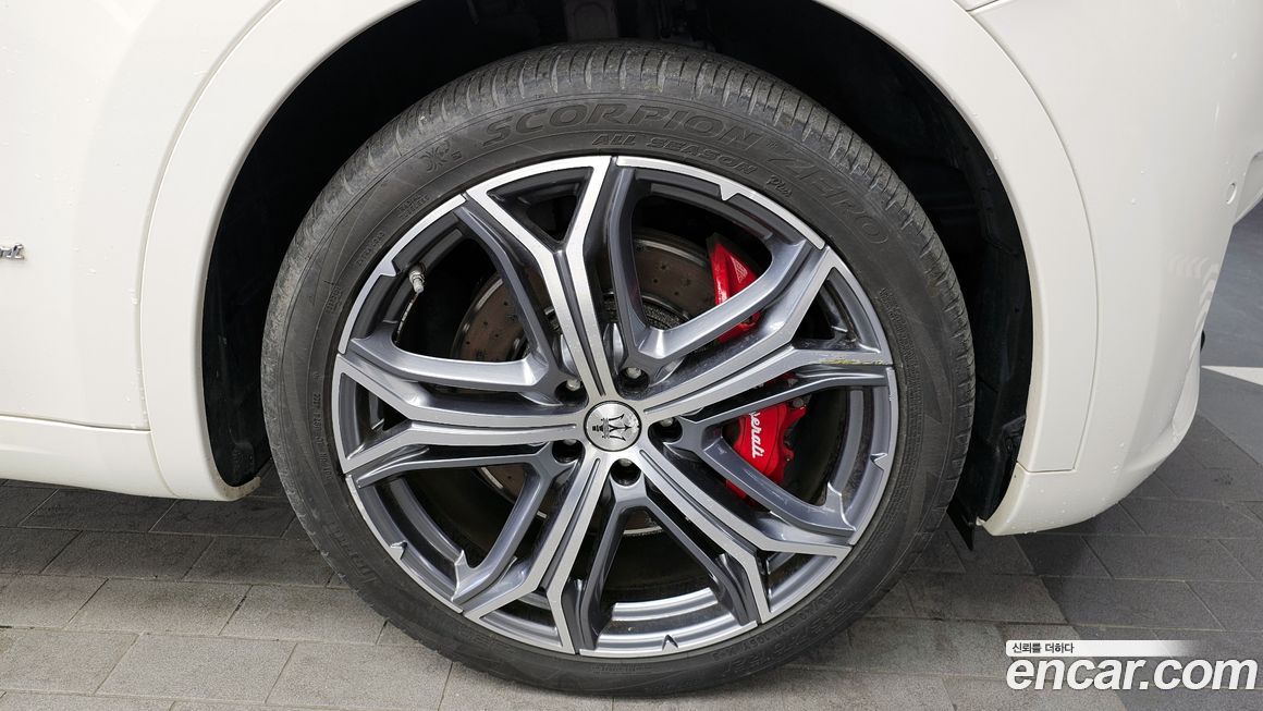 Maserati Levante 2019