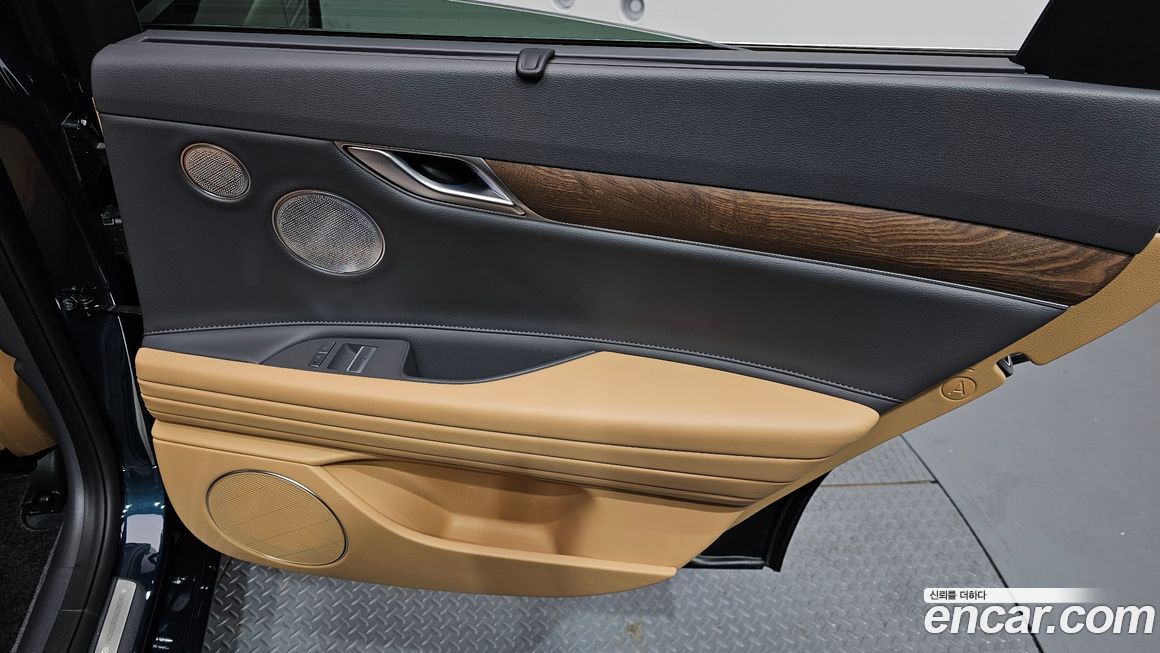 Genesis G80 2023