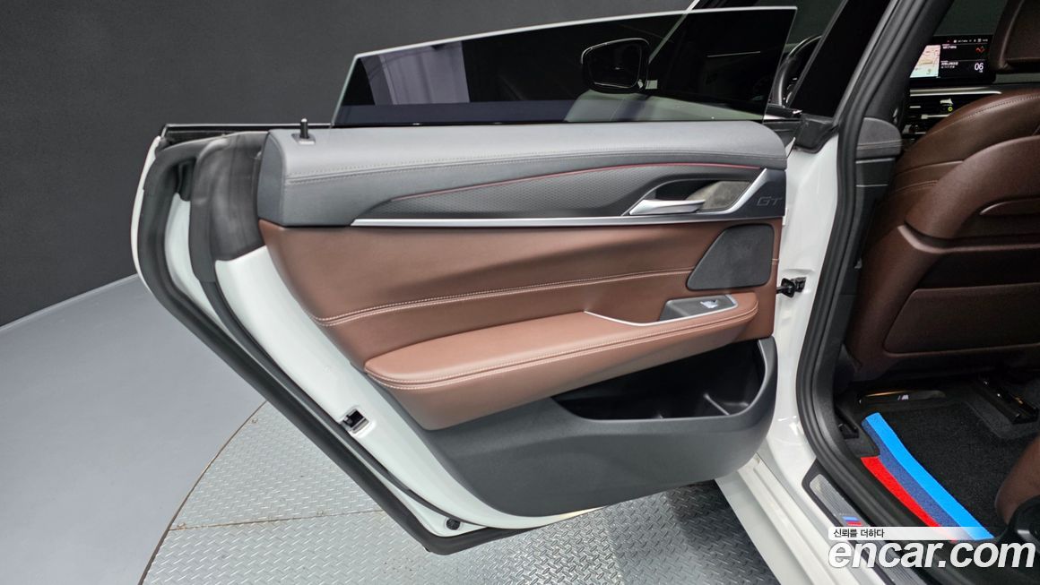 BMW Gran Turismo 2023