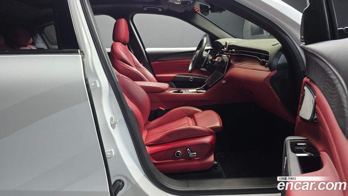 Maserati Grecale 2023