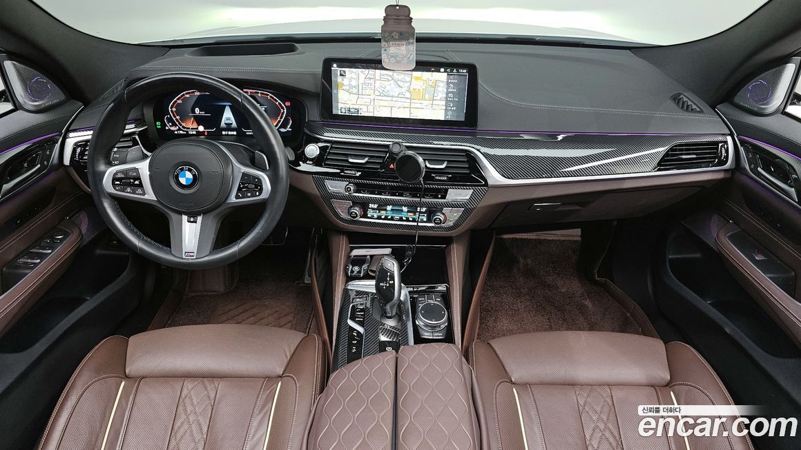 BMW Gran Turismo 2023