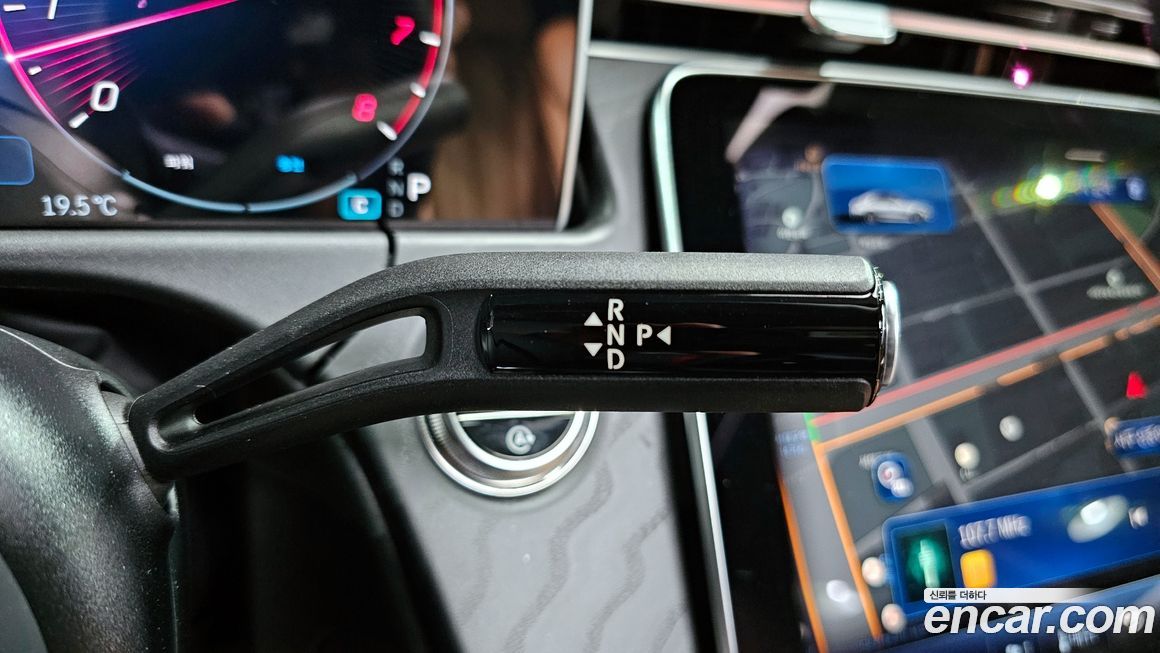 Mercedes-Benz E-Class 2025