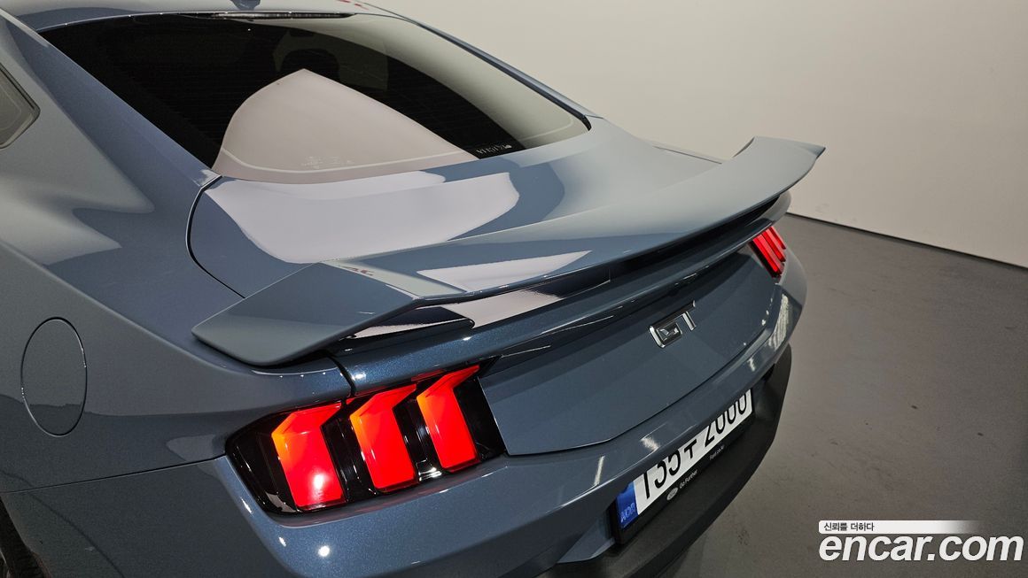 Ford Mustang 2024