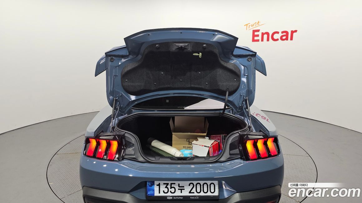 Ford Mustang 2024