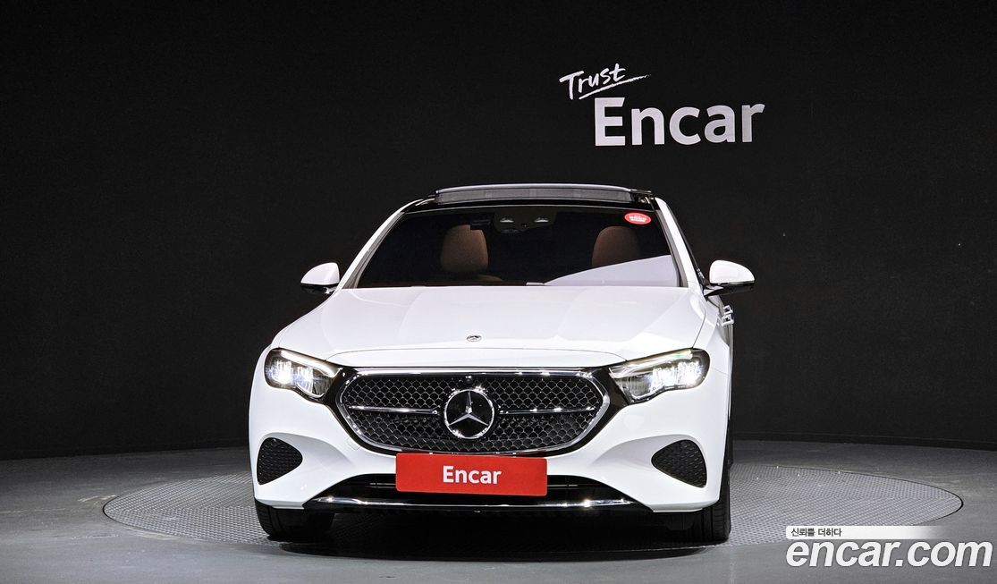 Mercedes-Benz E-Class 2025