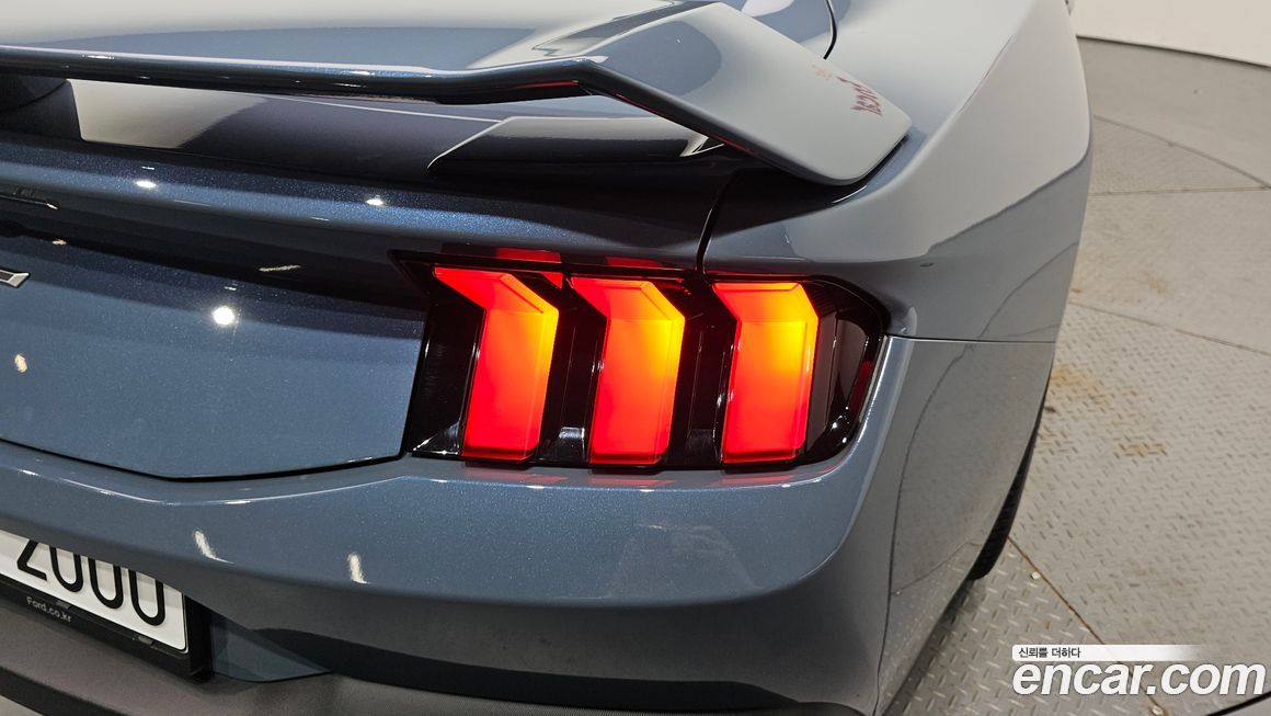 Ford Mustang 2024