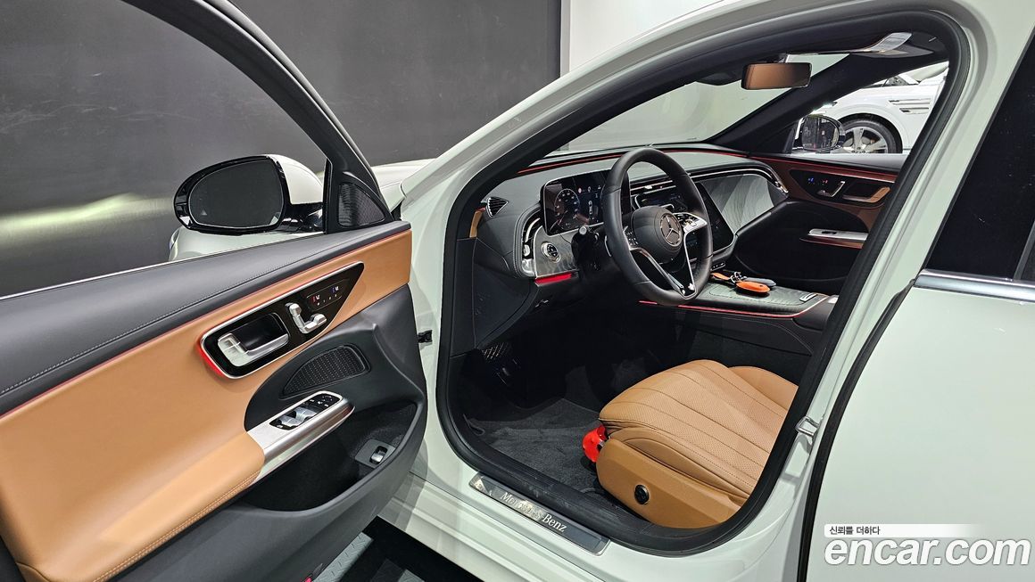 Mercedes-Benz E-Class 2025