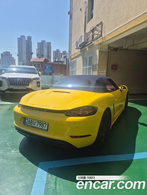 Porsche 718 2017