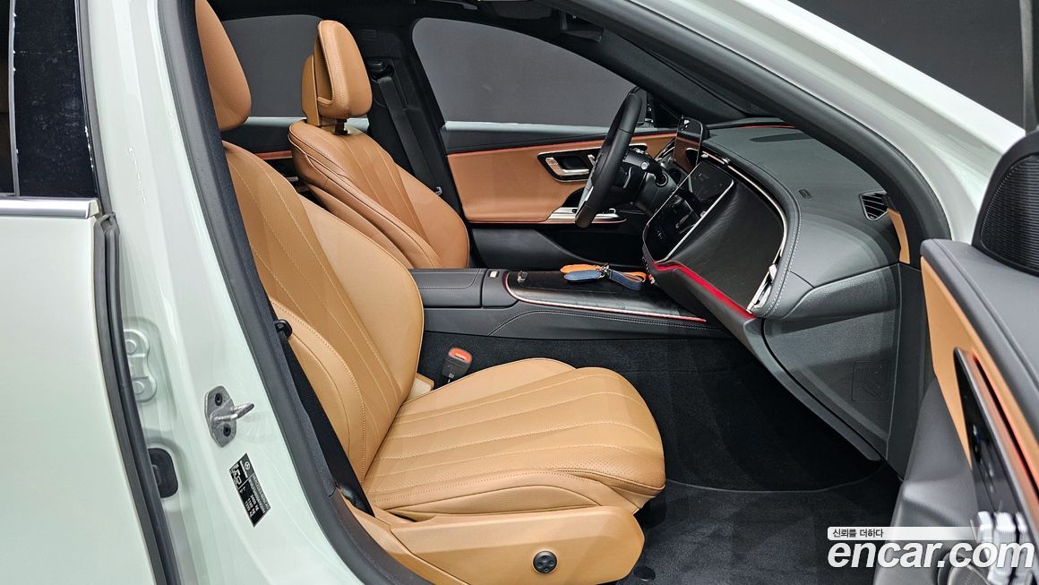 Mercedes-Benz E-Class 2025