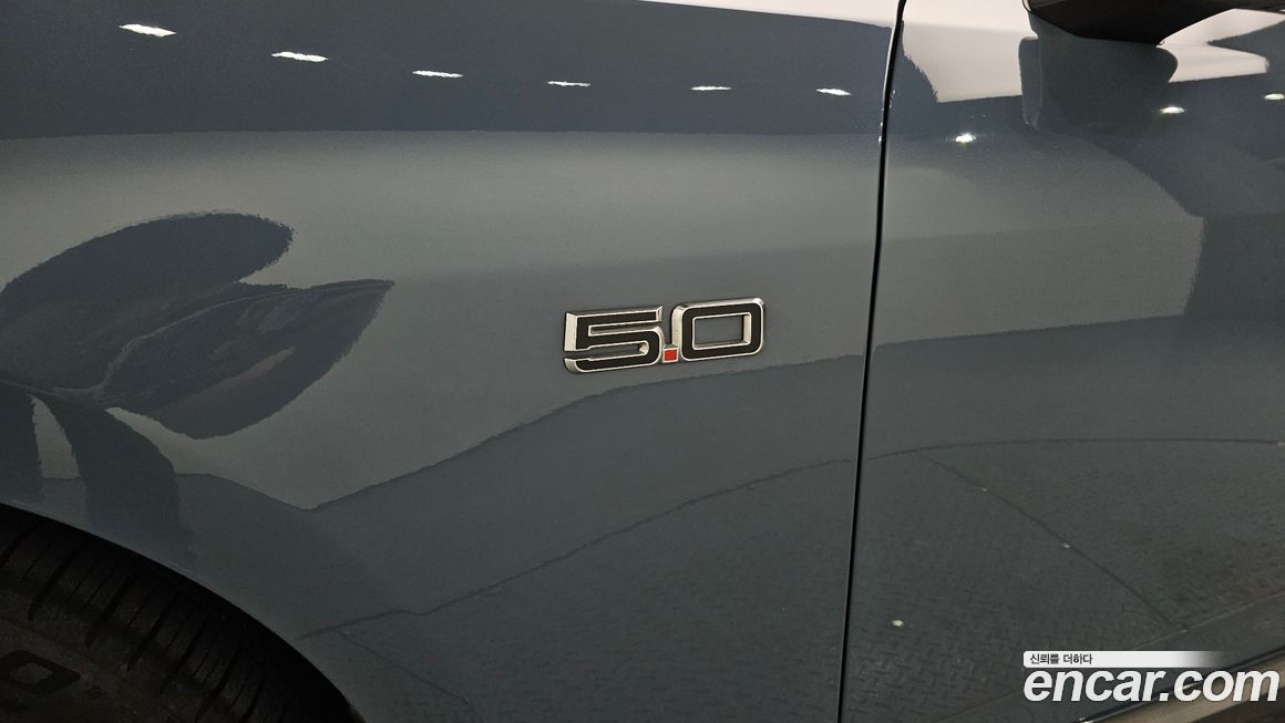 Ford Mustang 2024