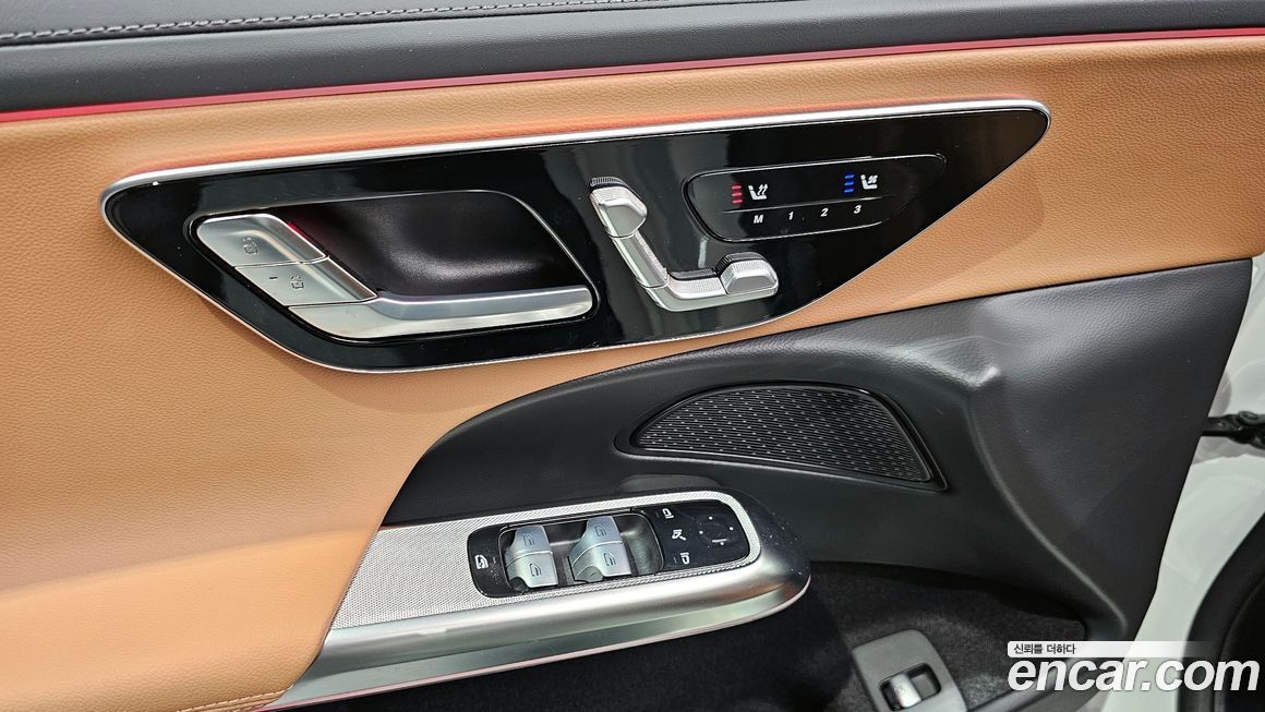 Mercedes-Benz E-Class 2025