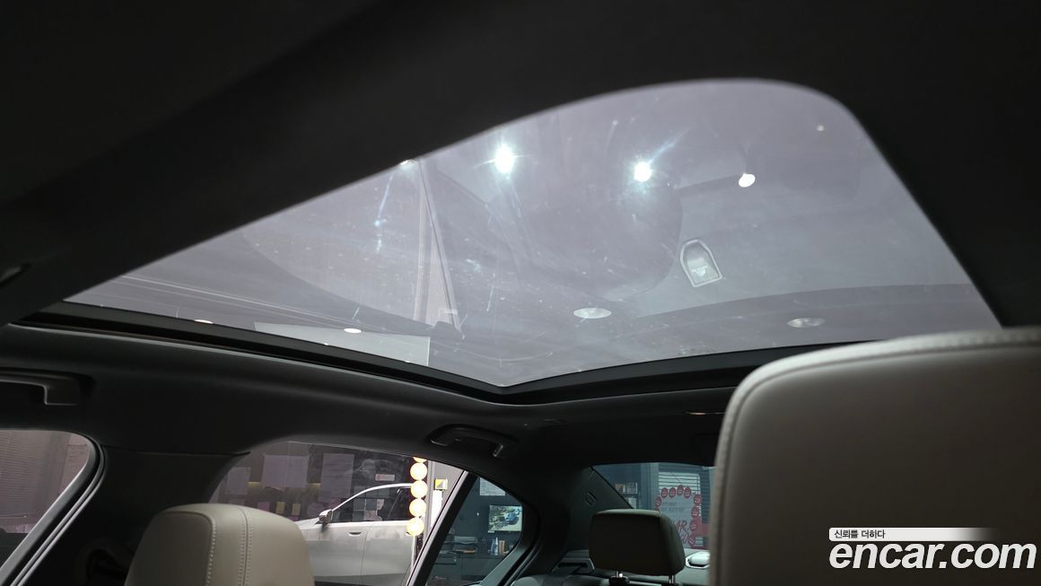 BMW 5-Series 2025
