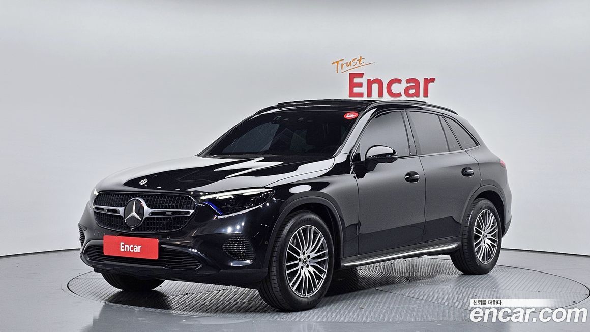 Mercedes-Benz GLC-Class 2025