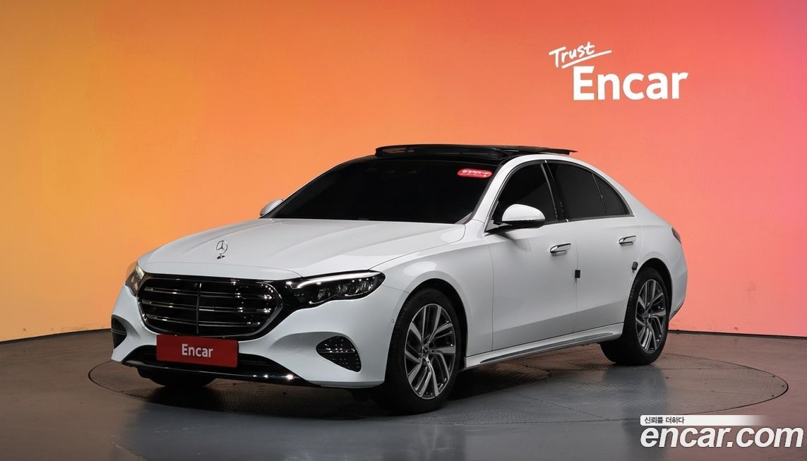 Mercedes-Benz E-Class 2024