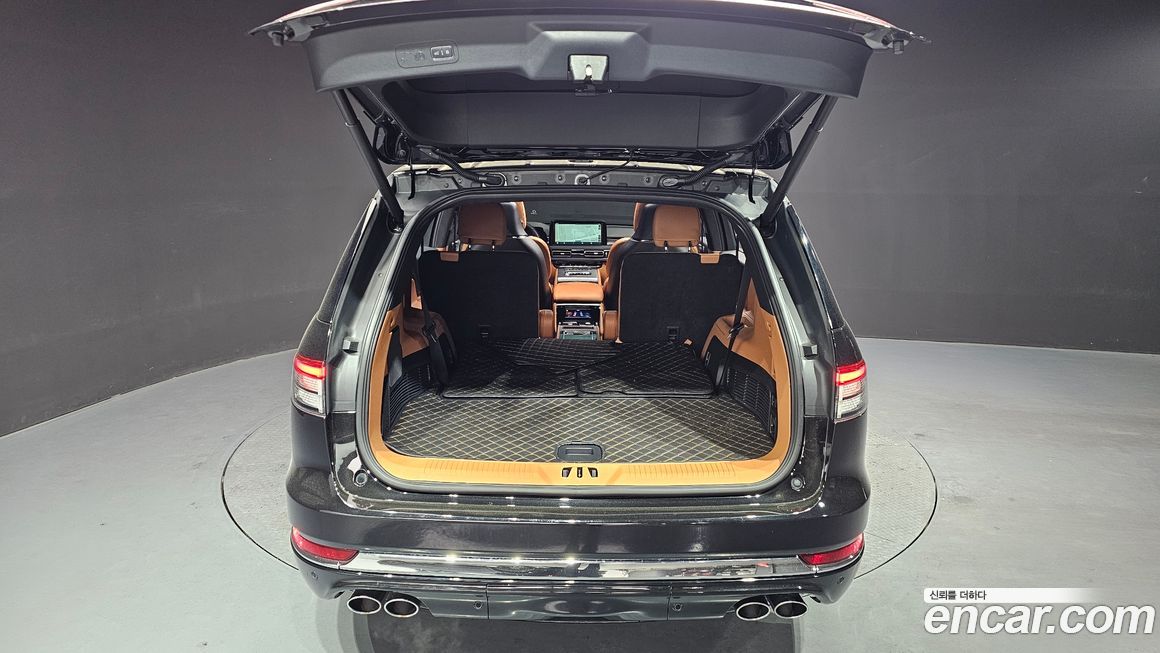 Lincoln Aviator 2025