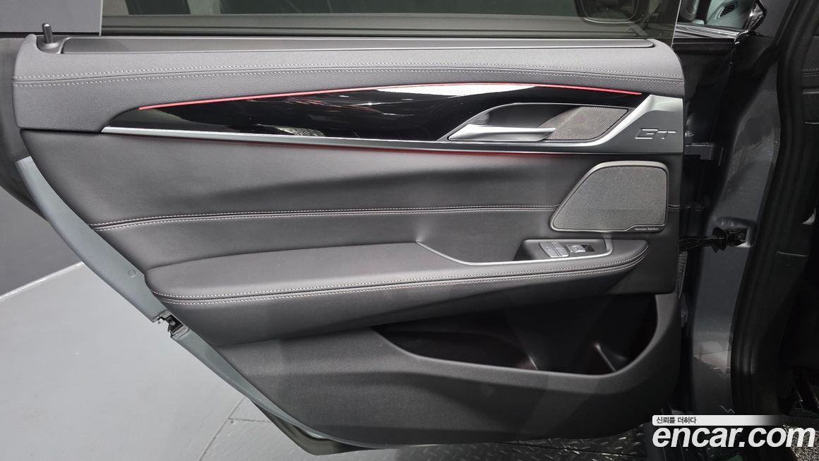 BMW Gran Turismo 2024