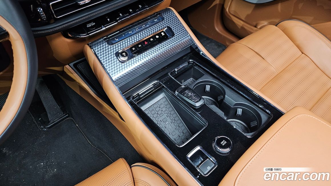 Lincoln Aviator 2025