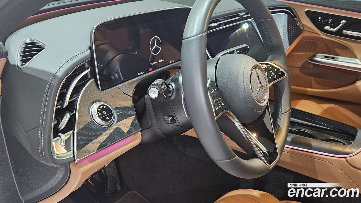 Mercedes-Benz E-Class 2025