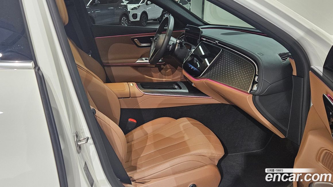 Mercedes-Benz E-Class 2025