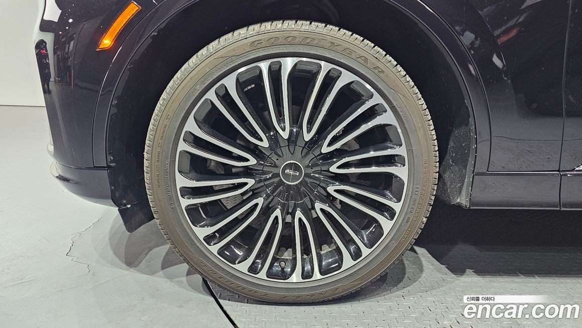 Lincoln Aviator 2025