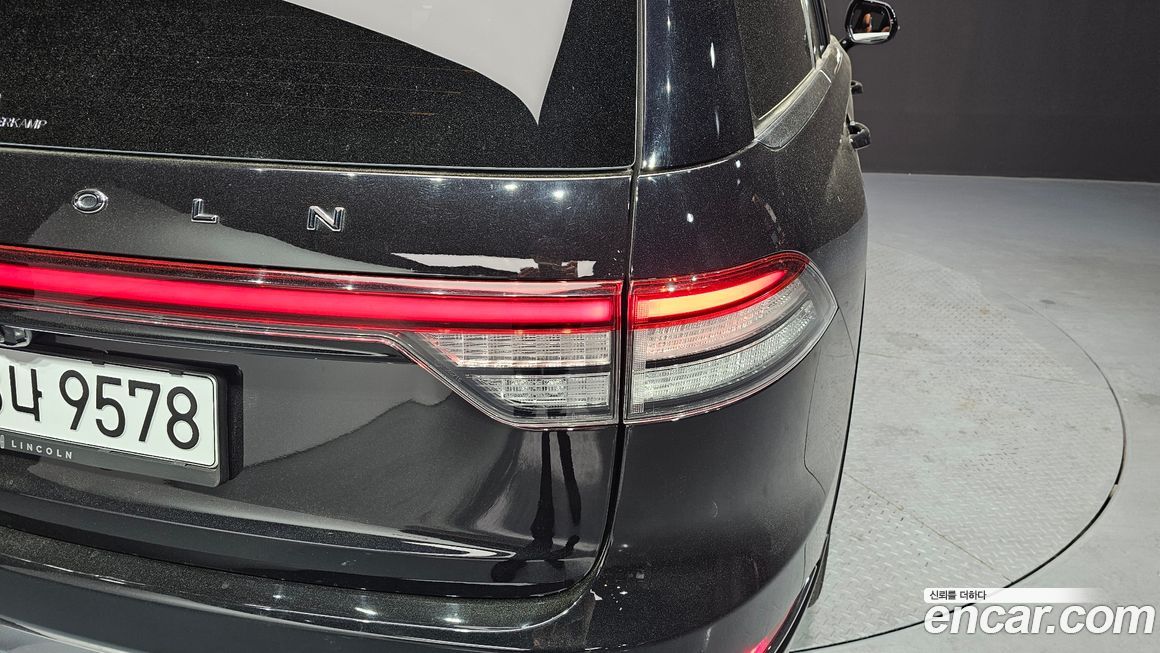 Lincoln Aviator 2025
