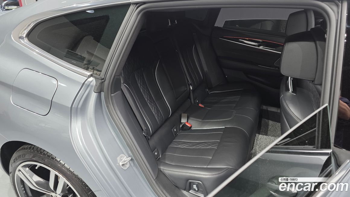 BMW Gran Turismo 2024