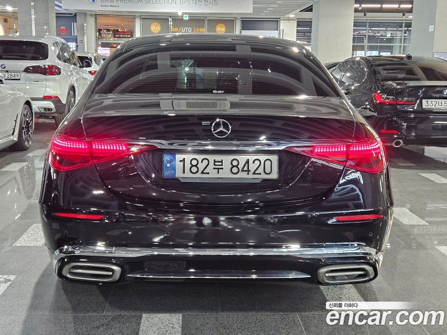 Mercedes-Benz S-Class 2022