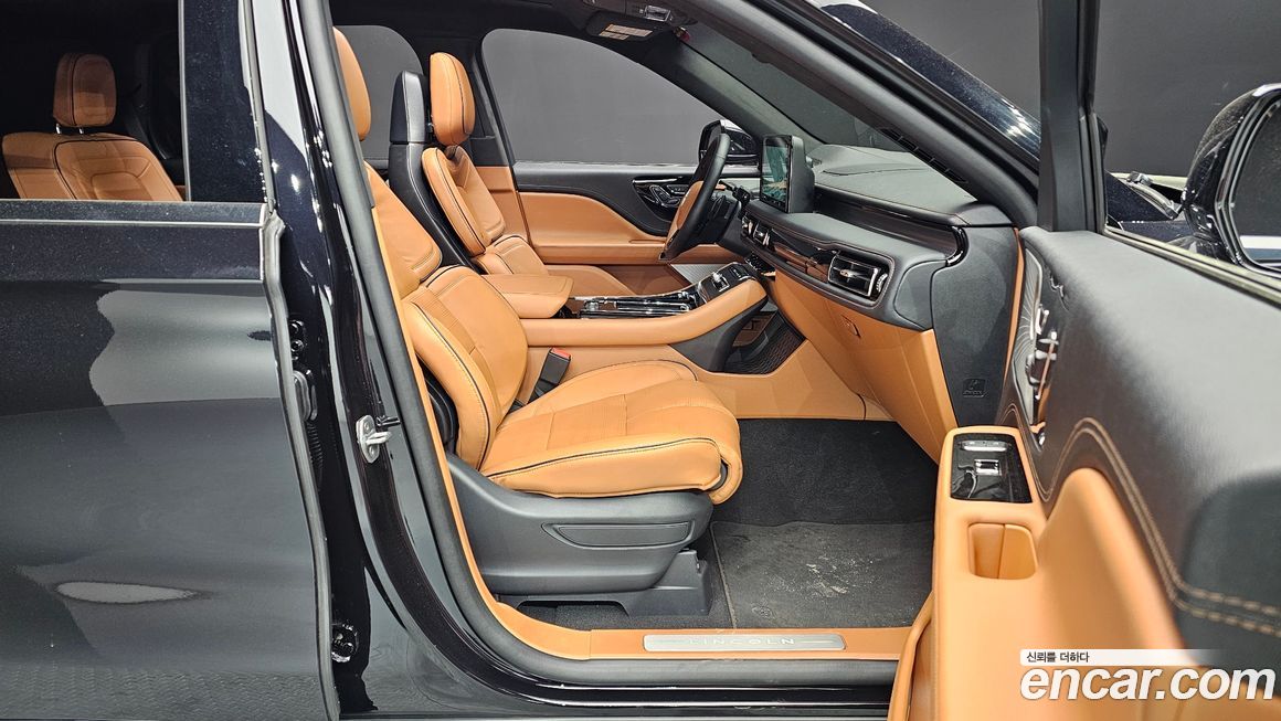 Lincoln Aviator 2025