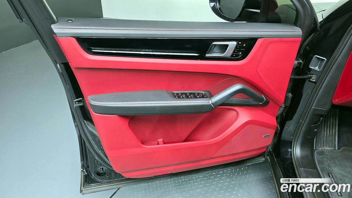 Porsche Cayenne 2020