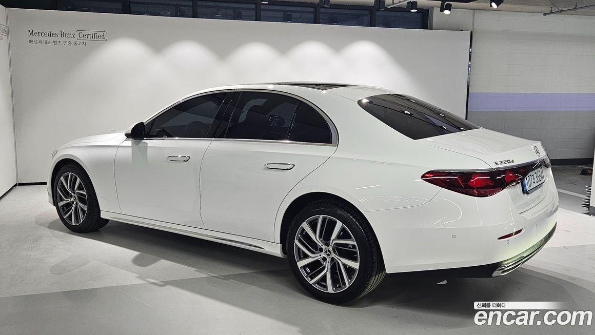 Mercedes-Benz E-Class 2025