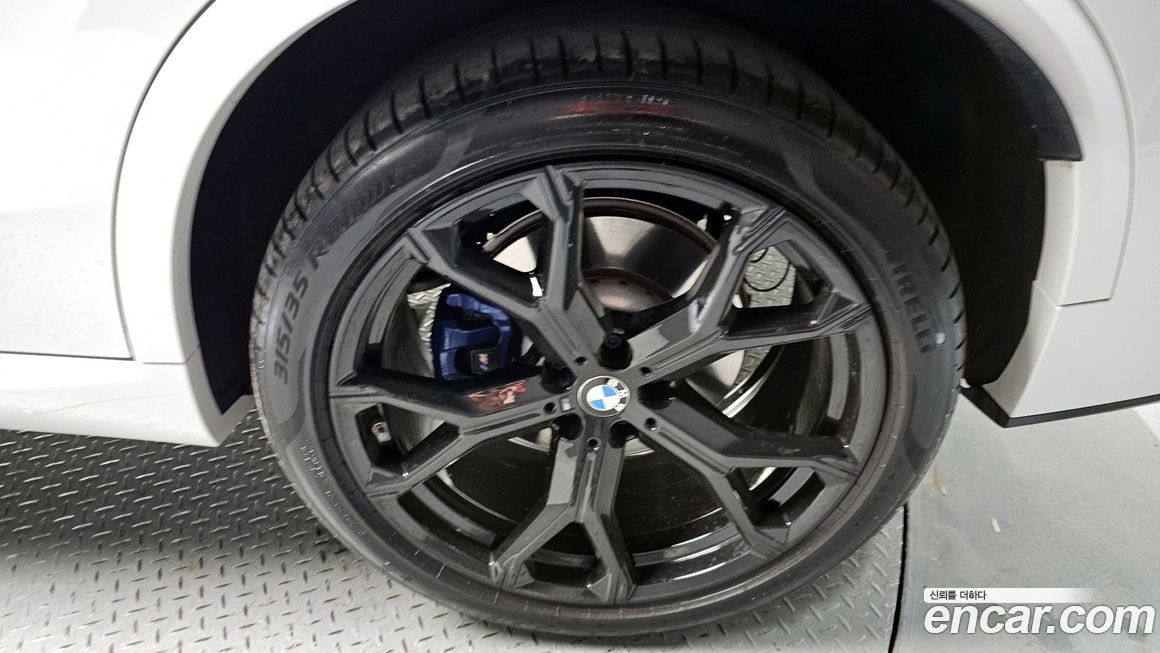 BMW X5 2024