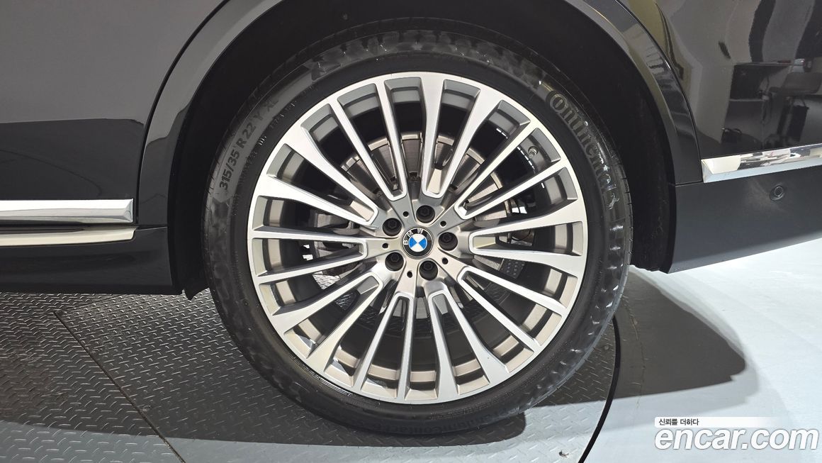 BMW X7 2022