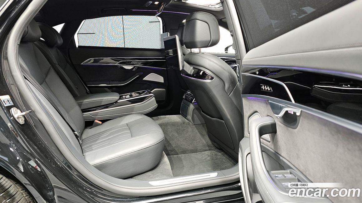 Audi A8 2021