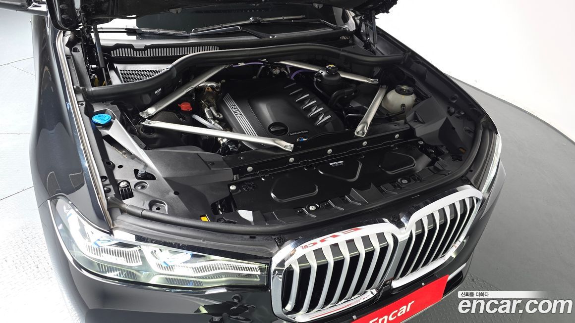 BMW X7 2022
