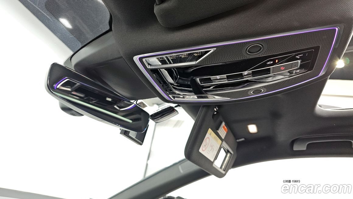 Audi A8 2021