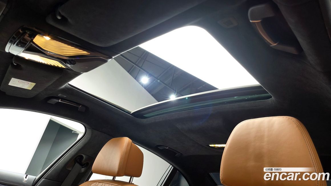BMW 7-Series 2021