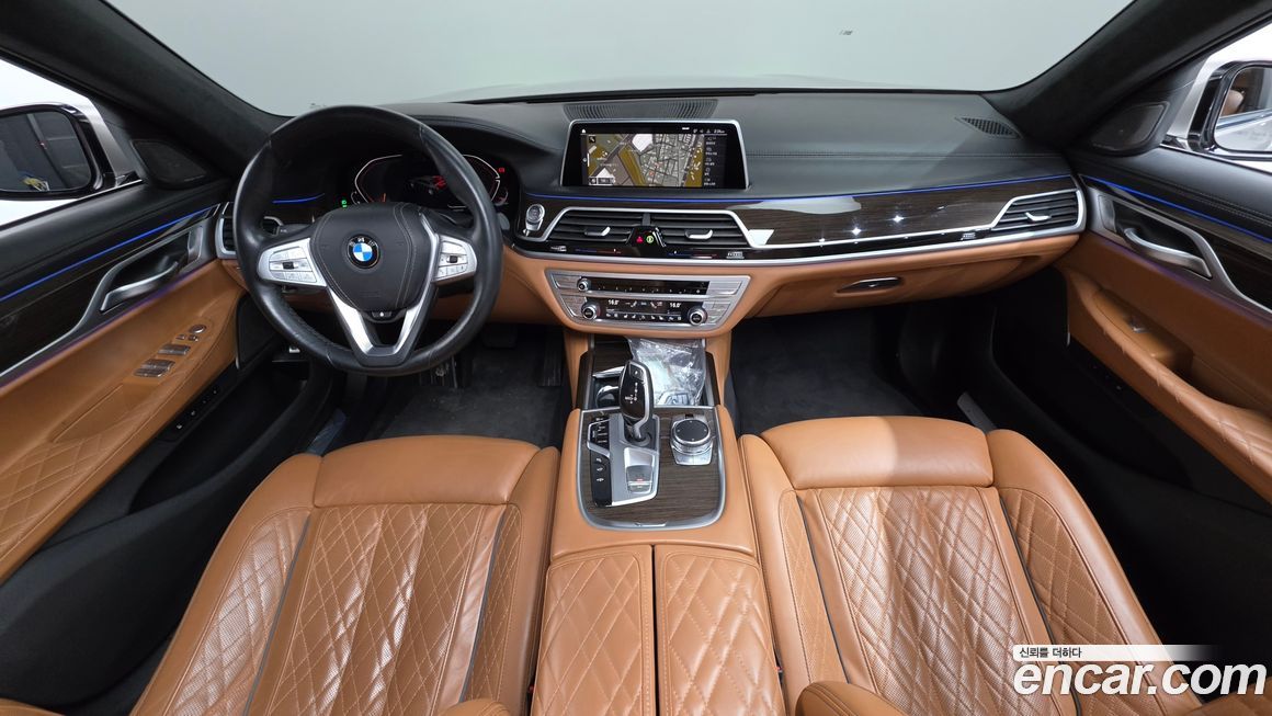 BMW 7-Series 2021
