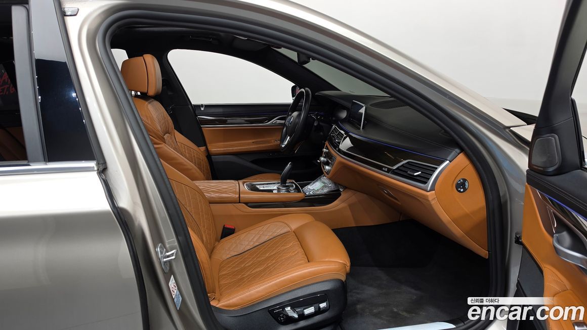 BMW 7-Series 2021