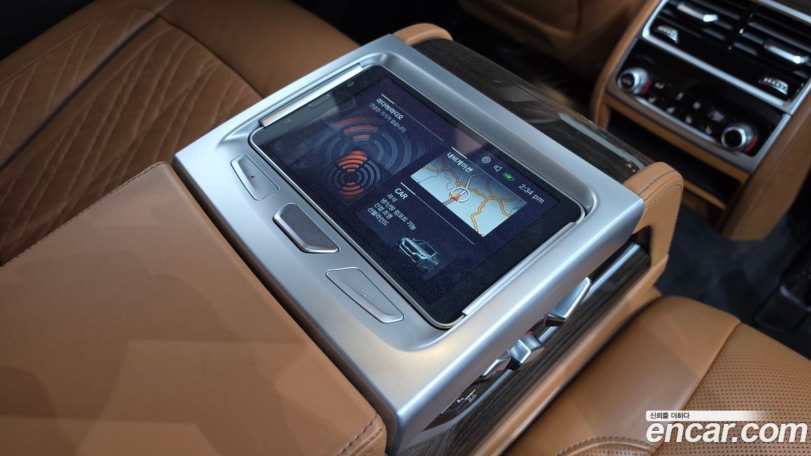 BMW 7-Series 2021