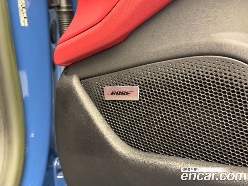 Porsche Taycan 2023