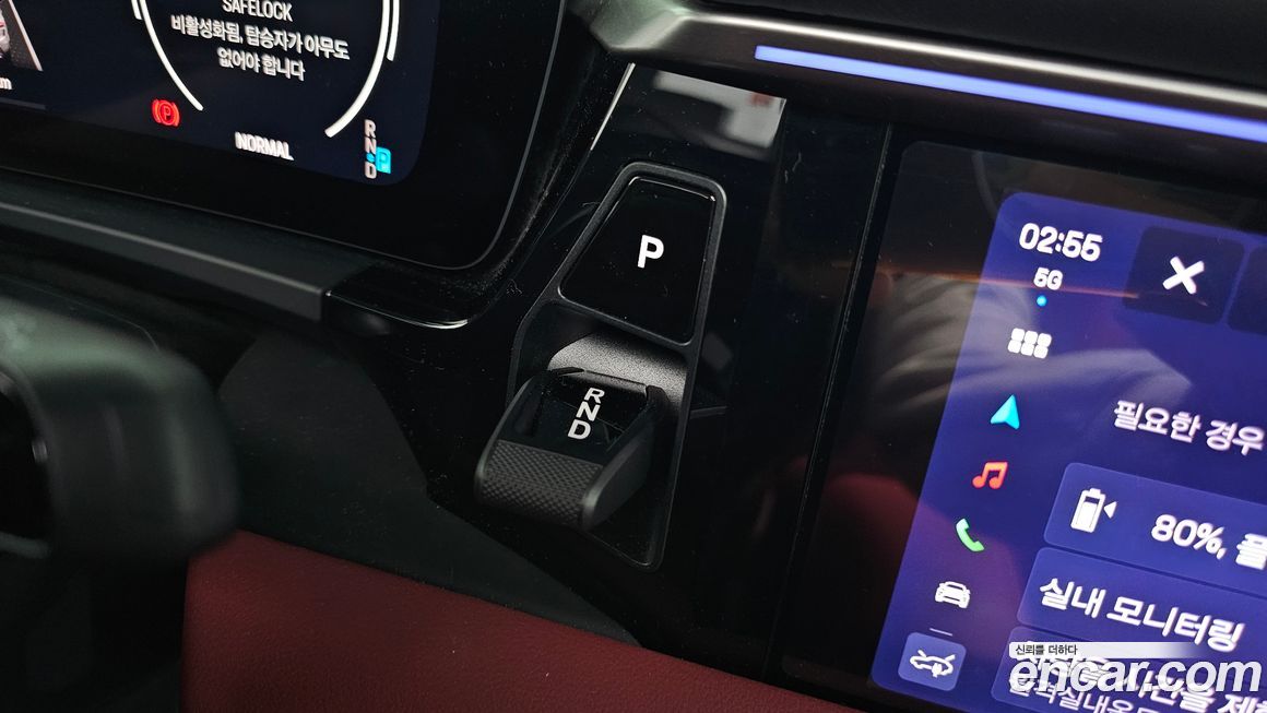 Porsche Macan 2025