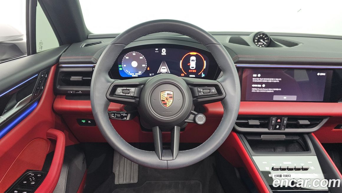 Porsche Macan 2025