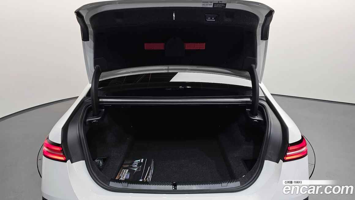 BMW 5-Series 2025