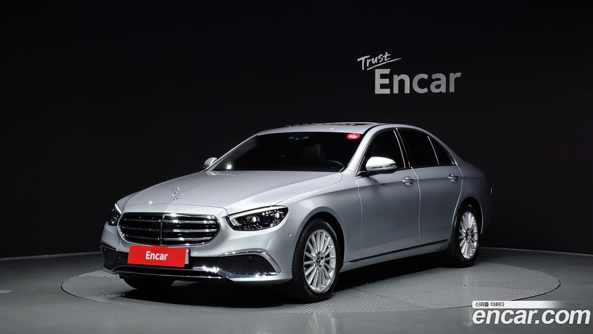 Mercedes-Benz E-Class 2021