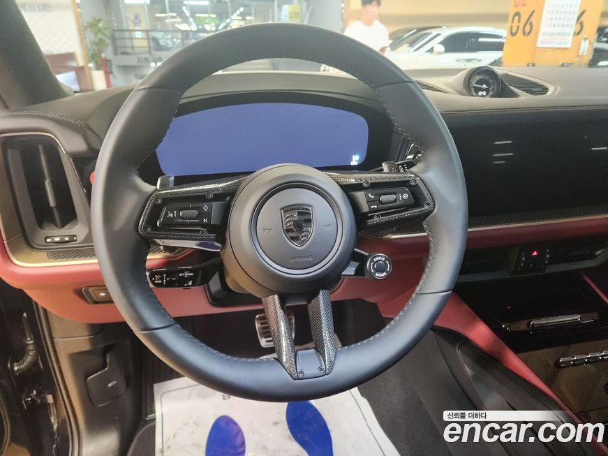 Porsche Cayenne 2025