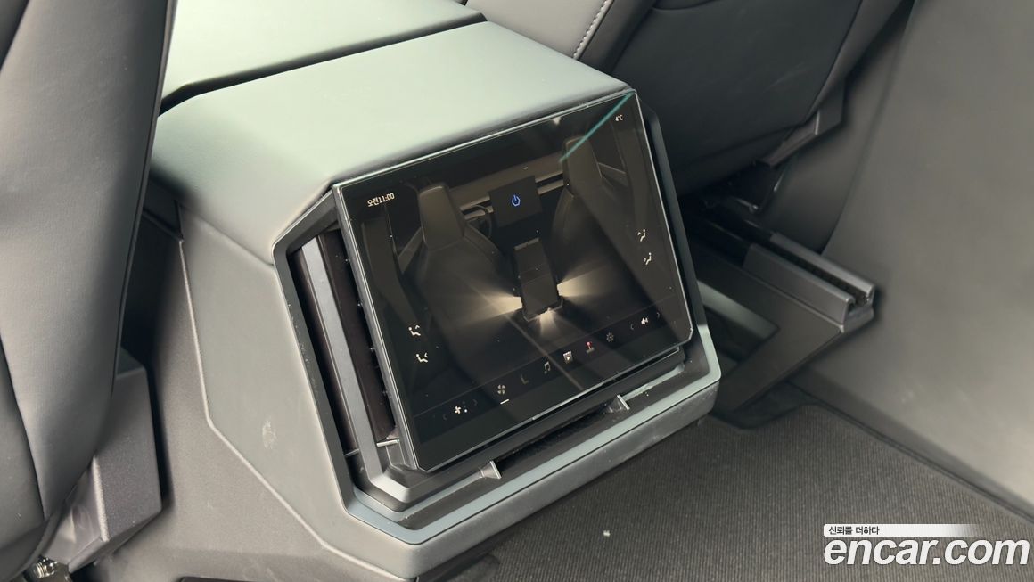Tesla Cybertruck 2024